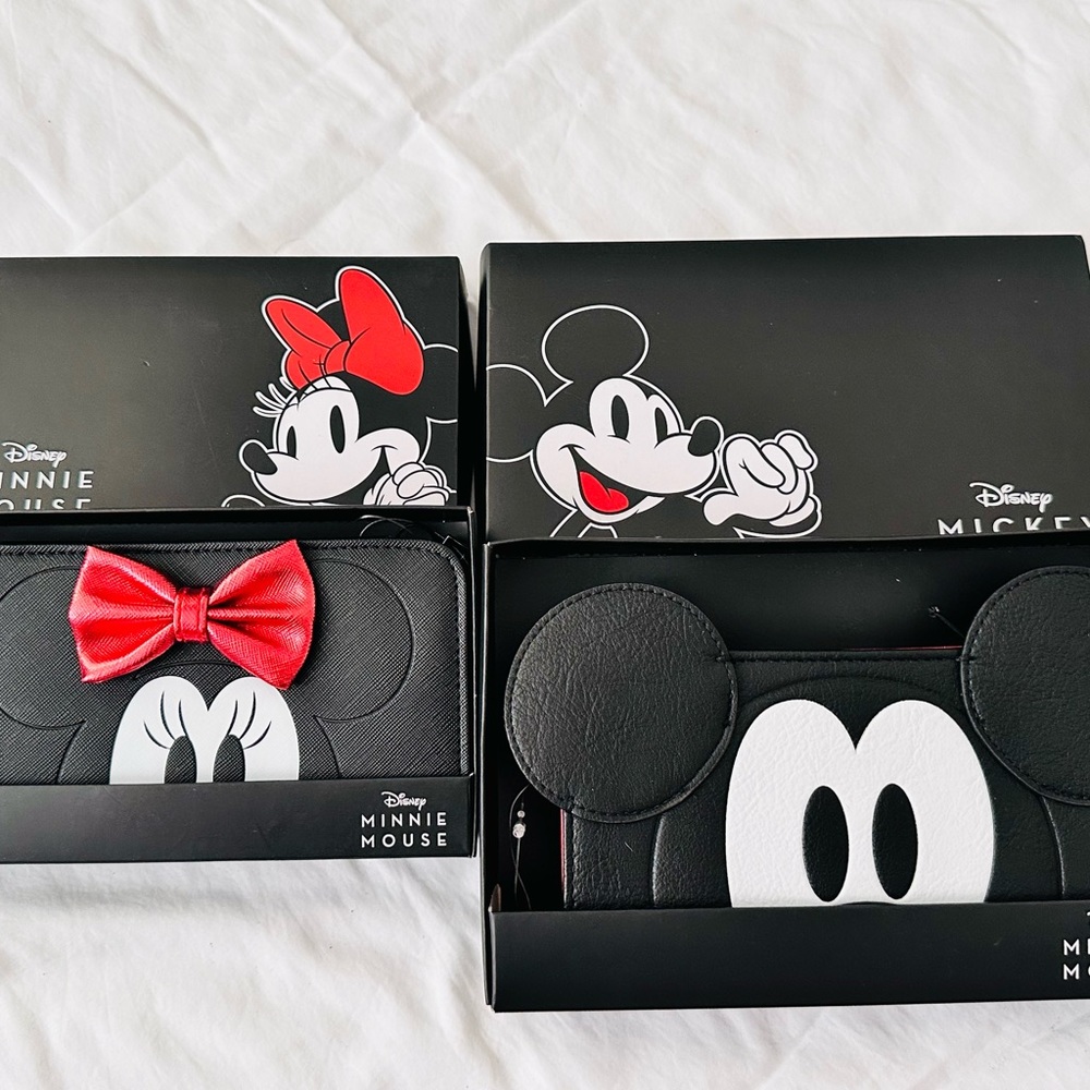 Disney wallets